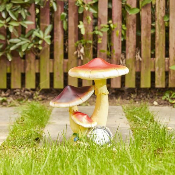 Glitzhome Glitzhome 15.75"H MGO Solar Powered Vibrant Mushrooms Garden Statue