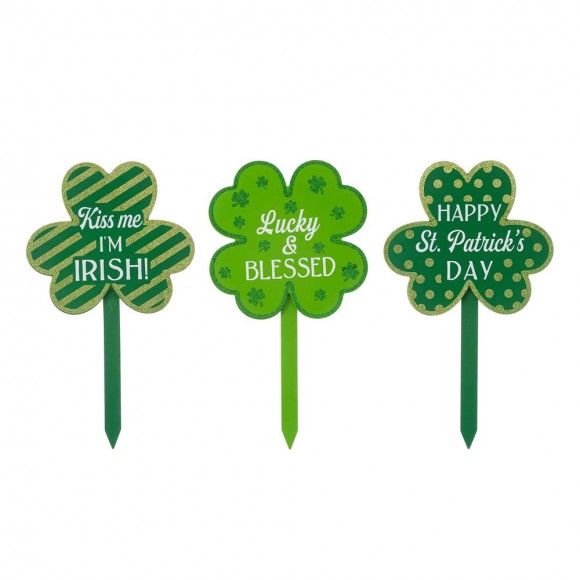 glitzhome Glitzhome 15"H Set of 3 St. Patrick's Day Wooden Shamrocks Yard Stakes
