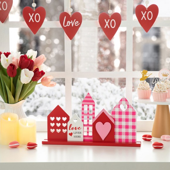 Glitzhome Glitzhome 16"L Valentine's House Wooden Table Decor