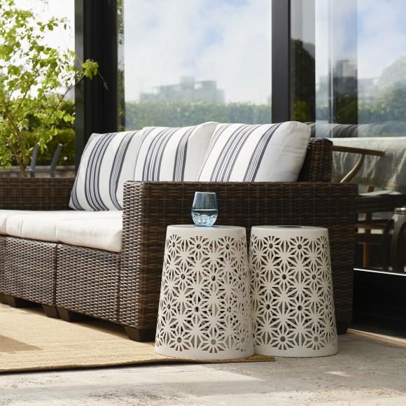 Glitzhome Glitzhome 17.5"H Set Of 2 Multi-Functional White Iron Cutout Geometric Pattern Solar Powdered Garden Stool Or Planter Stand Or Accent Table Or Lantern