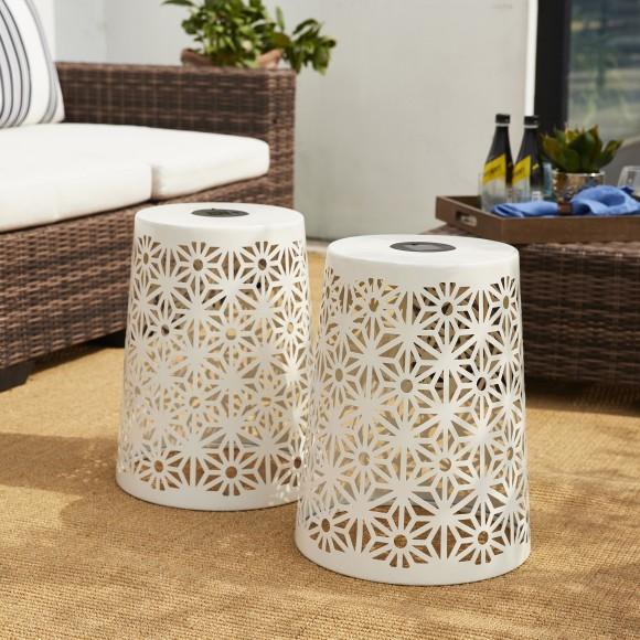 Glitzhome Glitzhome 17.5"H Set Of 2 Multi-Functional White Iron Cutout Geometric Pattern Solar Powdered Garden Stool Or Planter Stand Or Accent Table Or Lantern