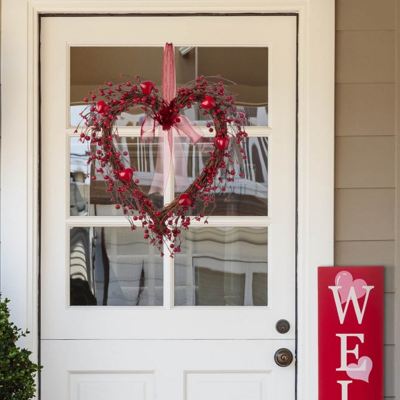 Glitzhome Glitzhome 17"H Valentine's Berry Heart Wreath