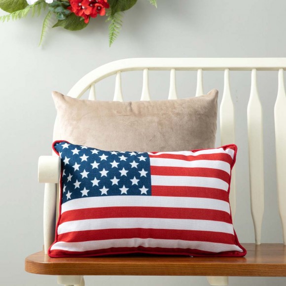 Glitzhome Glitzhome 18"L Faux Burlap Patriotic/Americana Flag Pillow
