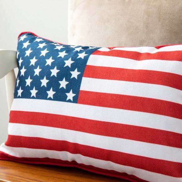 Glitzhome Glitzhome 18"L Faux Burlap Patriotic/Americana Flag Pillow