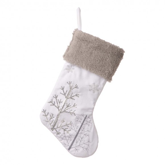 glitzhome Glitzhome 21"L White Fleece with Christmas Tree and Snowflake Stocking