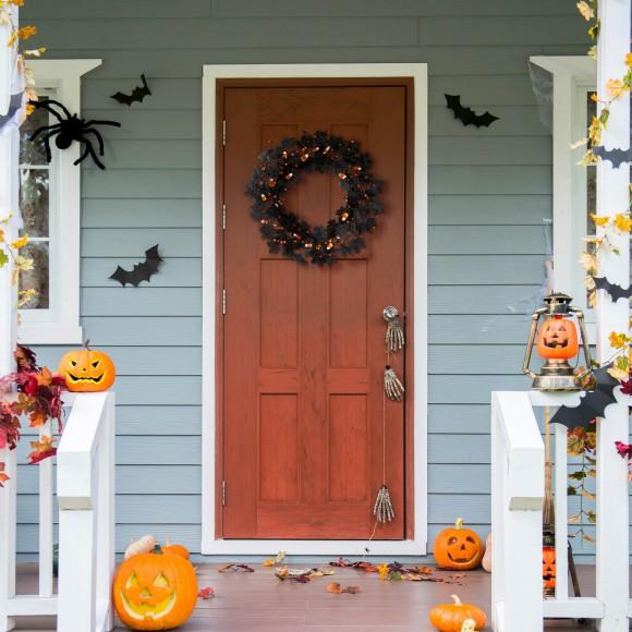 Glitzhome Glitzhome 24"D Halloween Candy Corn Berries Wreath