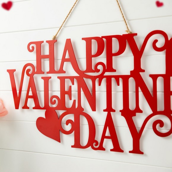 Glitzhome Glitzhome 24"L Metal "HAPPY VALENTINE'S DAY" Wall Decor