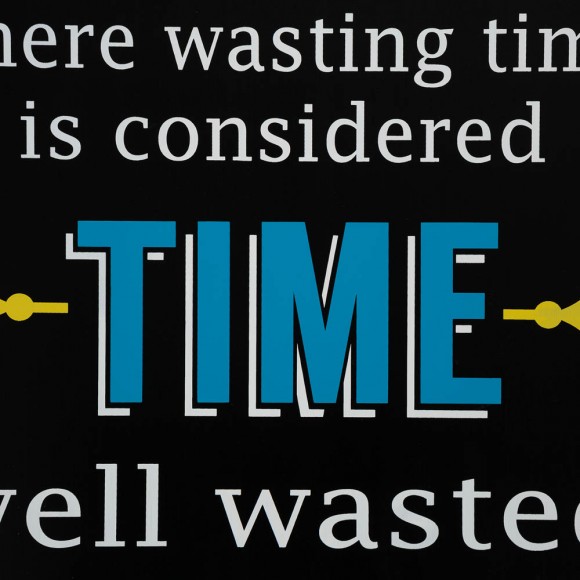 Glitzhome Glitzhome 29.75"H "Welcome To The Patio" Wood Framed Easel Porch Sign