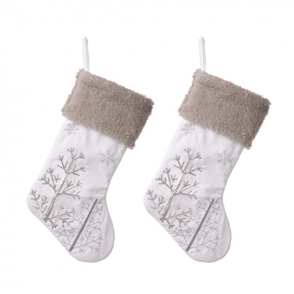 glitzhome Glitzhome 2pk 21"L White Fleece with Christmas Tree and Snowflake Stocking
