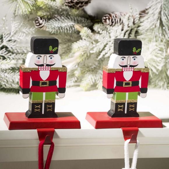 Glitzhome Glitzhome 2PK 7.00"H Wooden/Metal Nutcracker Stocking Holder