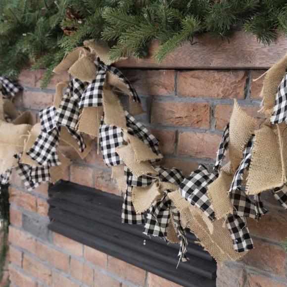 Glitzhome Glitzhome 2pk 72"L Black & White Plaid Fabric/Linen Garland