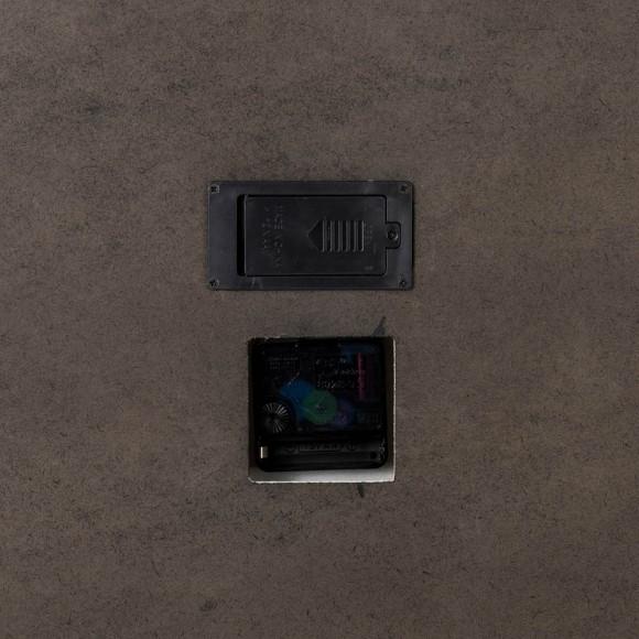 Glitzhome Glitzhome 30.00"L Industrial Metal/Wood Eiffel Tower Silhouette Gear Wall Clock (without Glass)