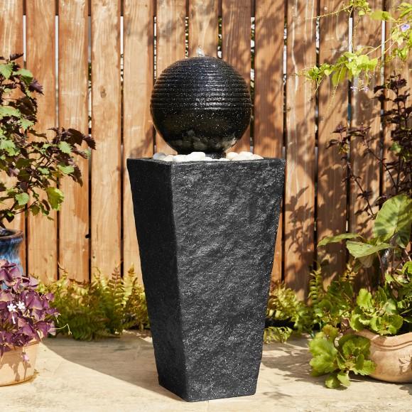 Glitzhome Glitzhome 31.75"H Modern Black Geometric Pedestal And Sphere Polyresin Outdoor Floor Fountain With Pebbles Pump And LED Light (KD)
