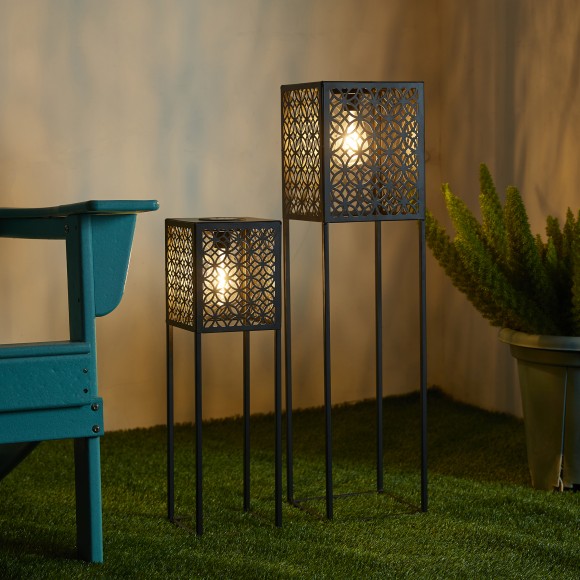 Glitzhome Glitzhome 32"H/22.25"H Oversized Set Of 2 Black Metal Cutout Pattern Solar Powered Edison Bulb Outdoor Floor Lantern Or Planter Stands