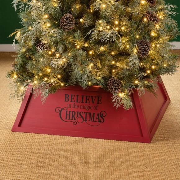 Glitzhome Glitzhome 32"L Red Trapezoid "Believe In The Magic" Christmas Tree Collar