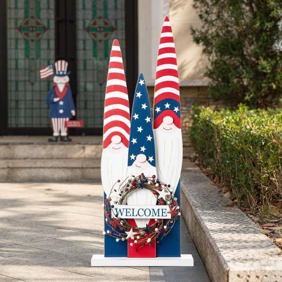 Glitzhome Glitzhome 36"H Wooden Patriotic/Americana Gnome Family With Wreath Porch Decor