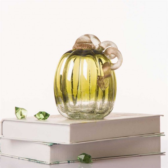 Glitzhome Glitzhome 5.51"H Hand Blown Green Crackle Glass Pumpkin Decor
