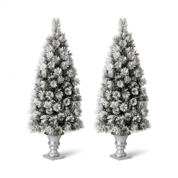 Glitzhome Glitzhome 5ft Pre-Lit Snow Flocked Pine Artificial Christmas Porch Tree With 150 Warm White Lights Set Of 2