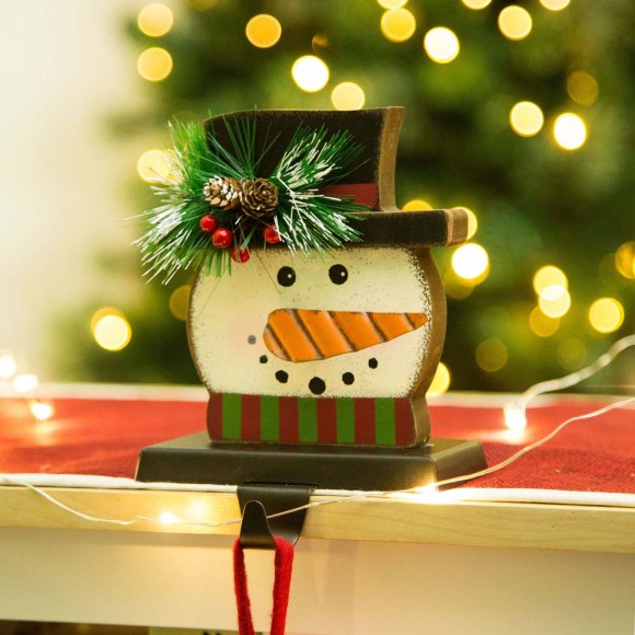 Glitzhome Glitzhome 6.30"H Wooden Metal Snowman Head Stocking Holder