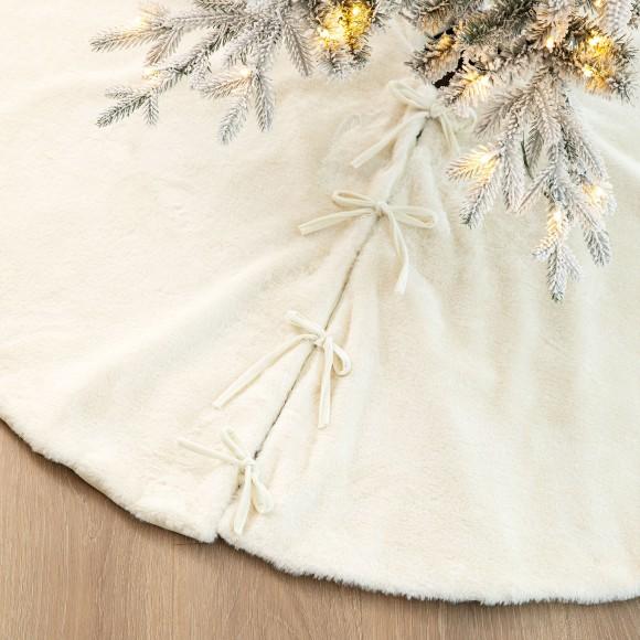 Glitzhome Glitzhome 60"D Oversized White Faux Rabbit Fur Christmas Tree Skirt