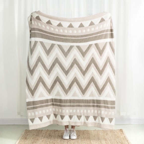 Glitzhome Glitzhome 60"L*50"W Knitted Polyester Geometric Pattern Feather Yarn Throw Blanket 1000g