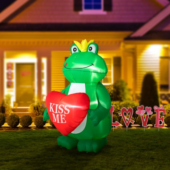 Glitzhome Glitzhome 6ft Lighted Valentine's Inflatable Frog With Heart Decor