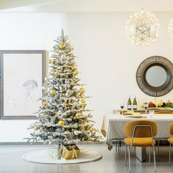 Glitzhome Glitzhome 7.5ft Pre-Lit Flocked Fir Artificial Christmas Tree With 700 Warm White Lights