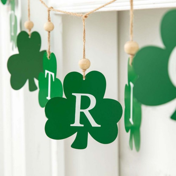 Glitzhome Glitzhome 72"L St. Patrick's Day Metal Shamrocks Garland