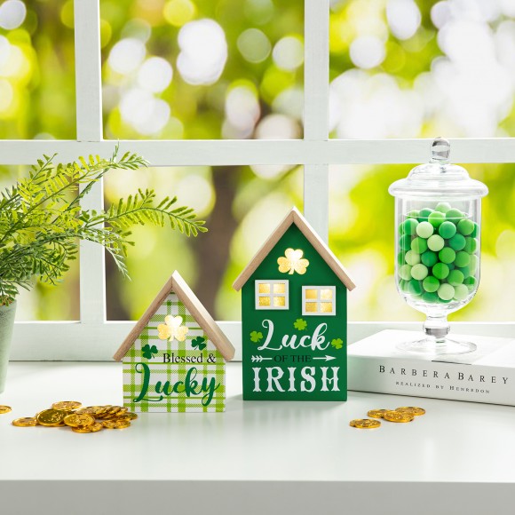 Glitzhome Glitzhome 8.5"H Set Of 2 Lighted St. Patrick's Wooden House-shaped Table Decor