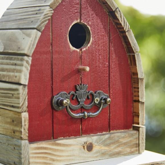 Glitzhome Glitzhome 8.5"H Washed Red Distressed Solid Wood Birdhouse
