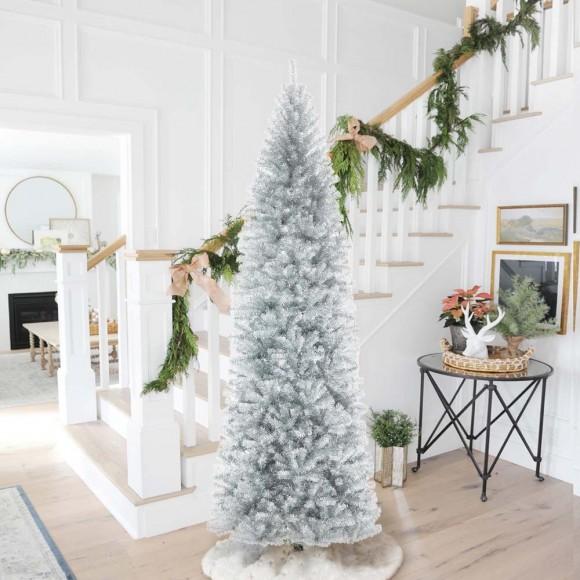 Glitzhome Glitzhome 9ft Silver Tinsel Artificial Christmas Tree