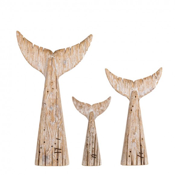 glitzhome Glitzhome Coastal Weathered Wood Whale Tail Table Decor Set of 3