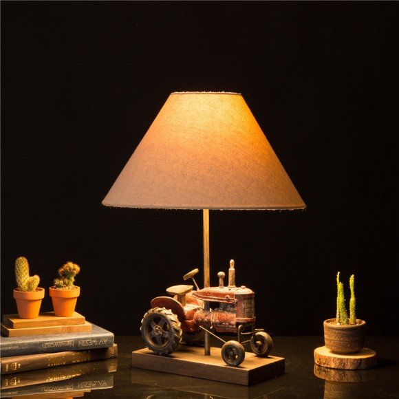 Glitzhome Glitzhome Farmhouse Truck 18.9''H Polyresin Farmhouse Truck Table Lamp With Shade