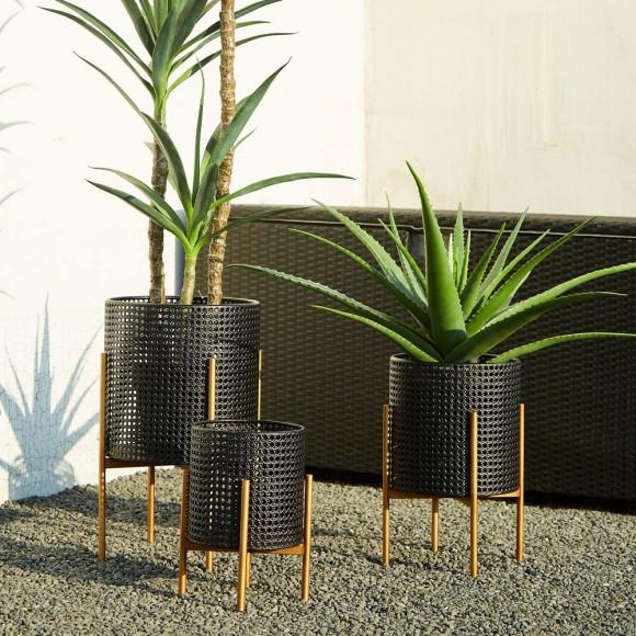 Glitzhome Glitzhome Faux Wicker Black Metal Pot Planter Stand Set Of 3