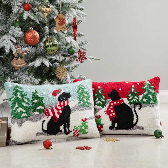 Glitzhome Glitzhome Set Of 2 18"L Hooked Christmas Cat & Dog Pillow