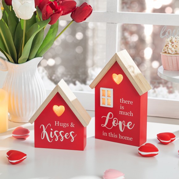 Glitzhome Glitzhome Set Of 2 Lighted Valentine's Wooden House-shaped Table Decor