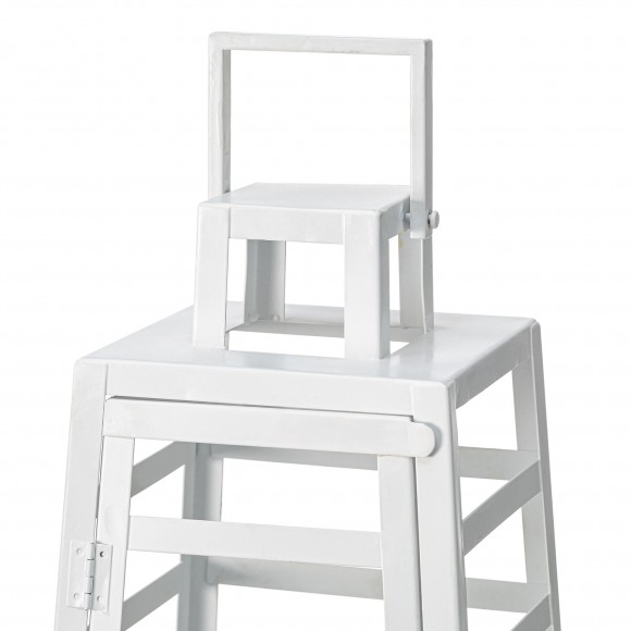 Glitzhome Glitzhome Set Of 2 Modern Trapezoid Metal/Wood White Lanterns