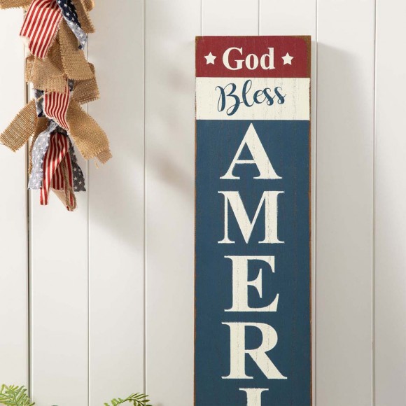Glitzhome Glitzhome Wooden Patriotic Word "God Bless America" Sign Wall Decor