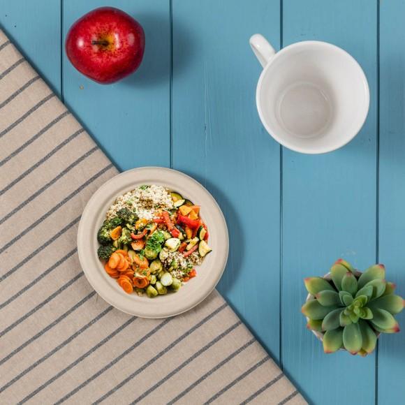 Glitzhome Oak PLUS 6 Inch Natural Compostable & Disposable Sugarcane Plates 600 Pack