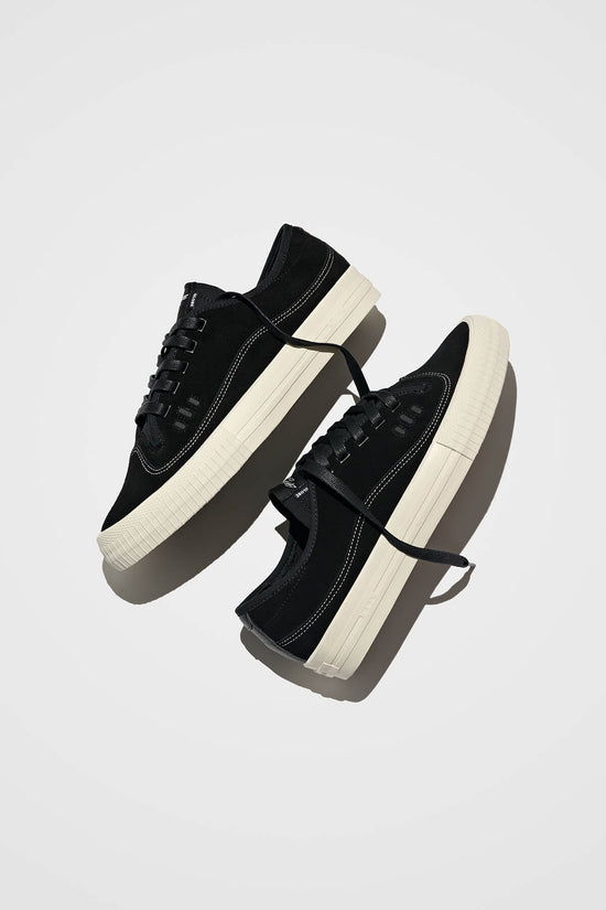 Globe Gillette - Black Suede - Skate Shoes