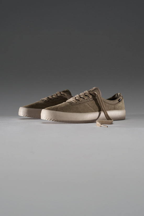 Globe Melbek - Walnut - Shoes