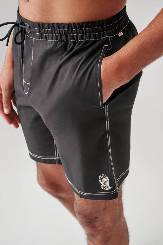 Globe Smashed Poolshort - Black
