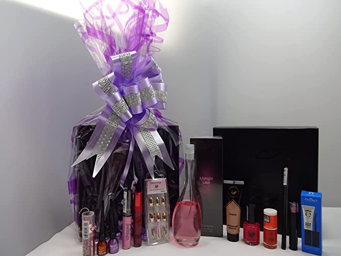 globe trotter 100ml Perfume and 12pc Make Up Gift Hamper Lipstick Included Luxury Bundle For Women