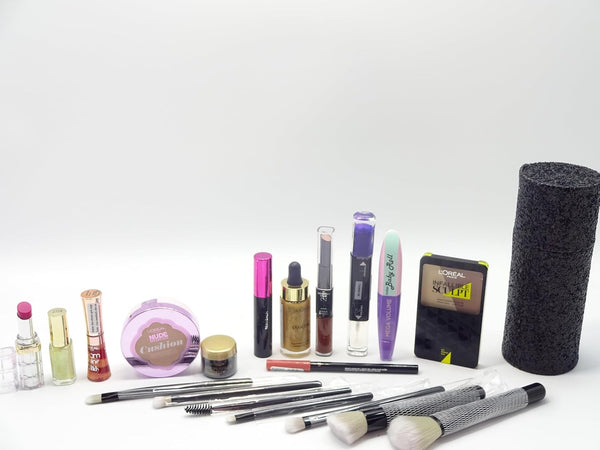 Globe Trotter 12 Piece Makeup Gift Box Present 7pc Luxury Brush Set With Stand Wrapped Gift Set Hamper – Choose Your Variation