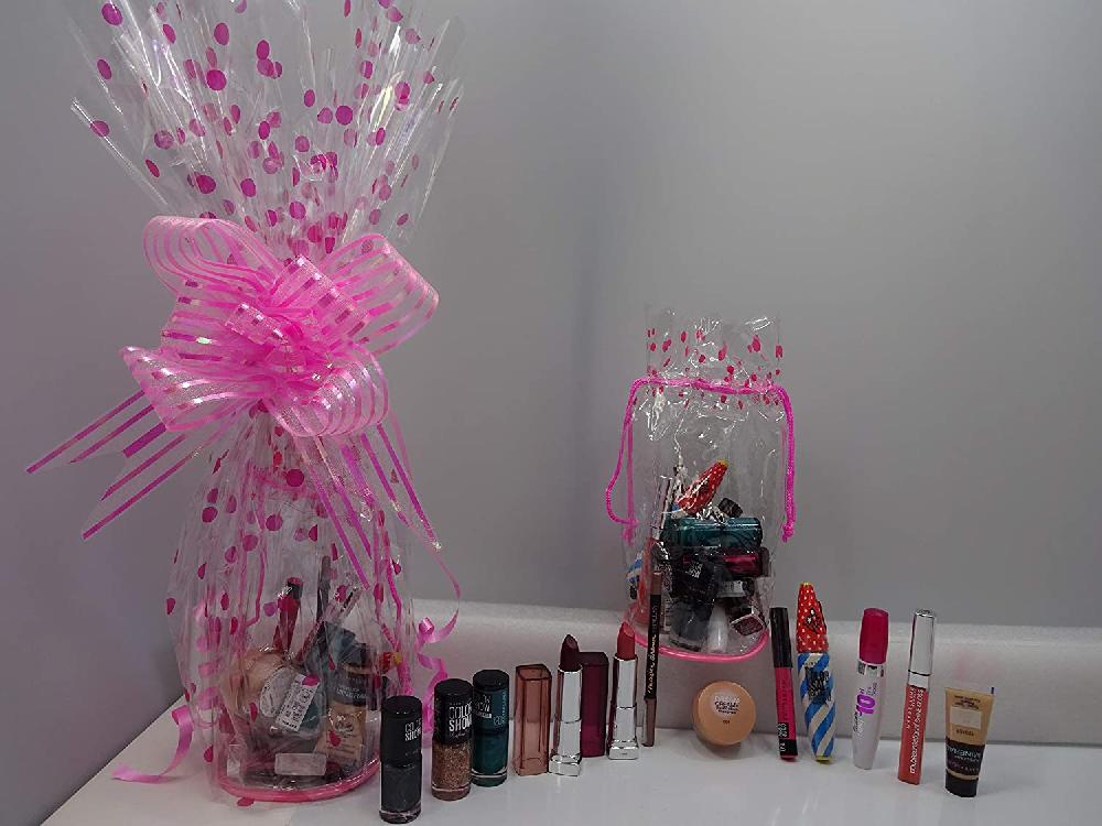 globe trotter Beauty Collection Gift Hamper 10pc Maybelline Make Up + Transparent Bag