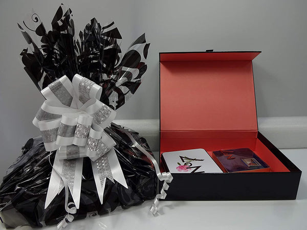 Globe Trotter Gift Hamper For Her No7 Beauty Bundle Gift Set For Her