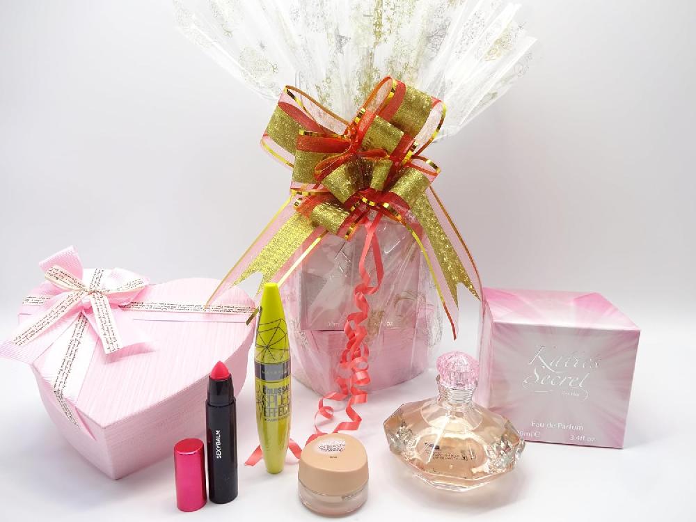 globe trotter Katies Secret Perfume & Make Up Kit Gift Hamper Beauty Bundle
