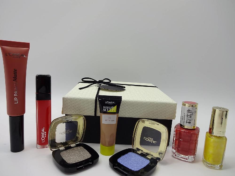 globe trotter L'Oreal 6pc Glamour Beauty Bundle Collection Gift Box Gift Set Foundation