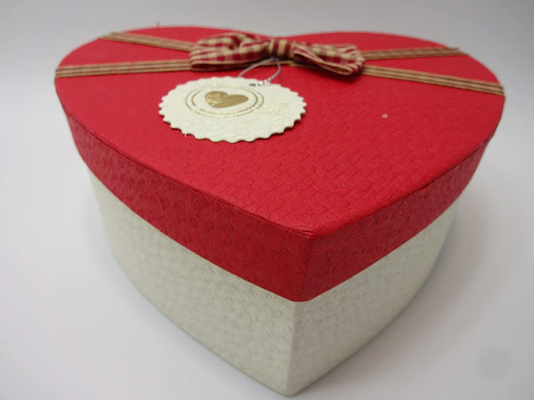 Globe Trotter L'Oreal 8pc Glamour Beauty Gift Box Gift Set + Free Foundation