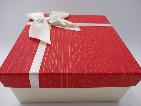 Globe Trotter L'Oreal Luxury Beauty Bundle Gift Set For Her 10pc Bundle For Women